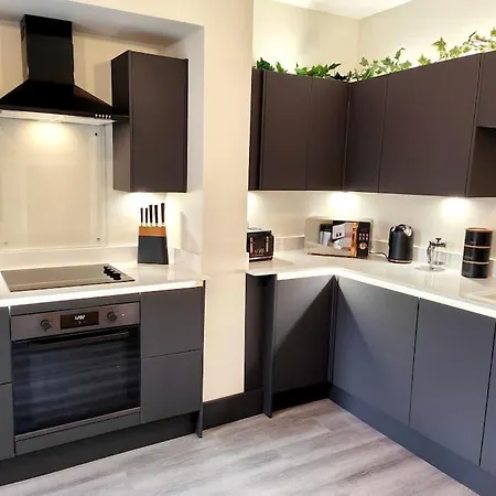 Carvetii - Anne House 4 - Triple Bed 2nd Floor En-suite